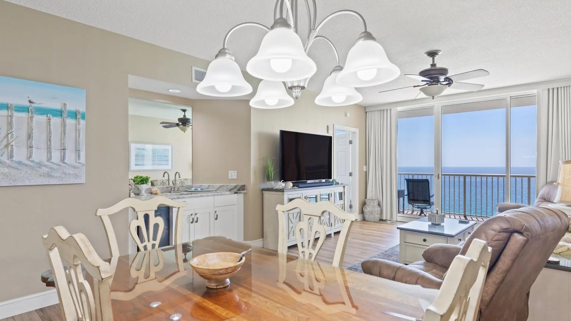 ****  Official Majestic Beach Resort - Over 60 Units - All Ocean Front, Panama City Beach, Fl United States