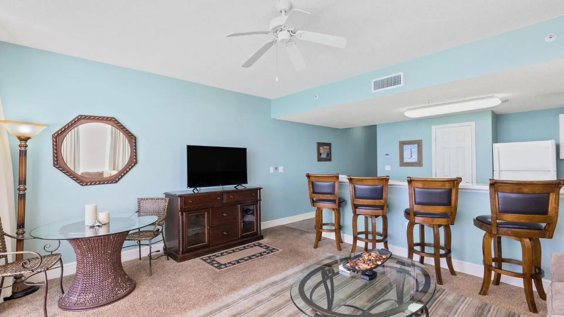 Official Majestic Beach Resort - Over 60 Units - All Ocean Front, Panama City Beach, Fl