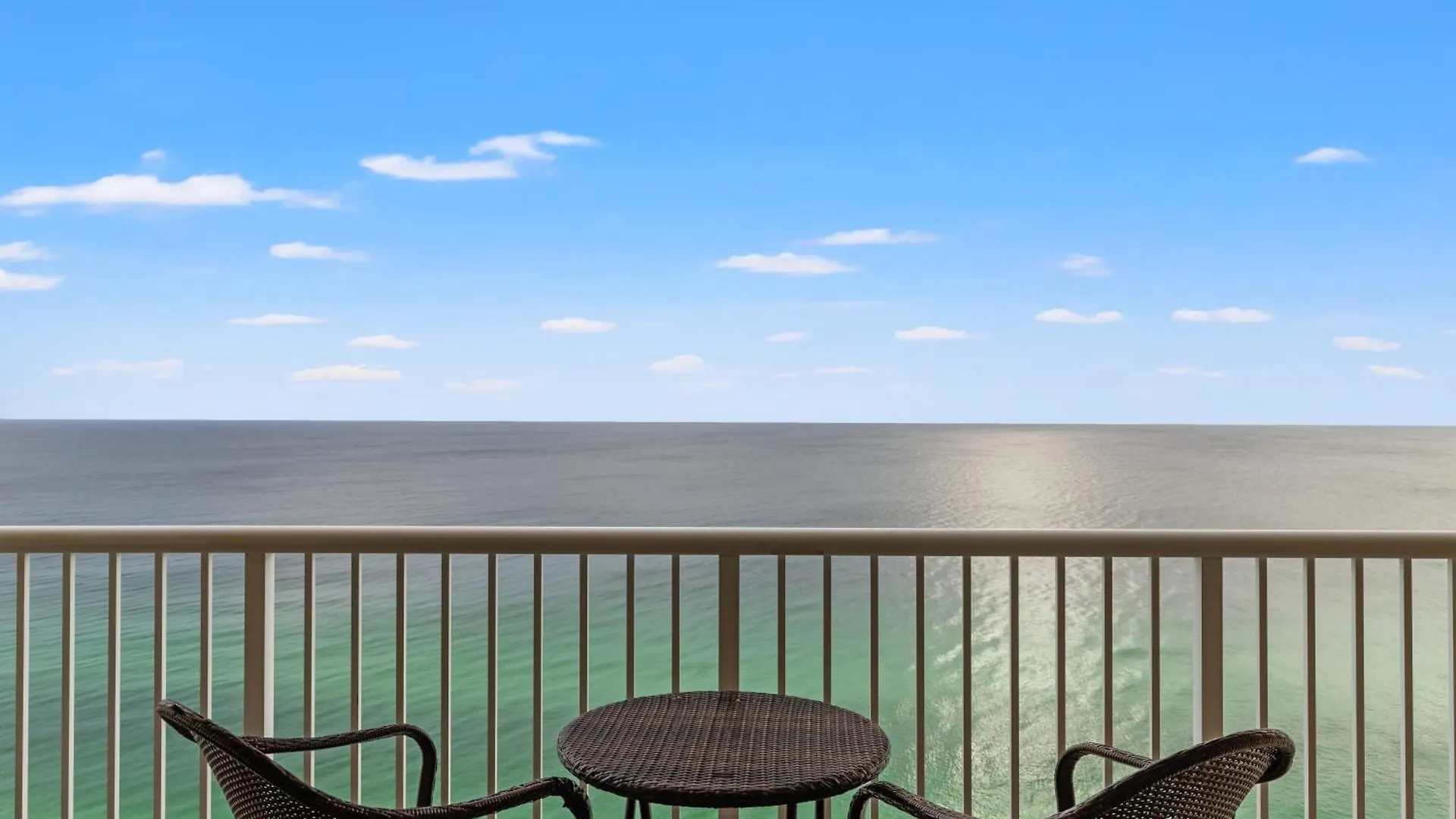****  Official Majestic Beach Resort - Over 60 Units - All Ocean Front, Panama City Beach, Fl 미국