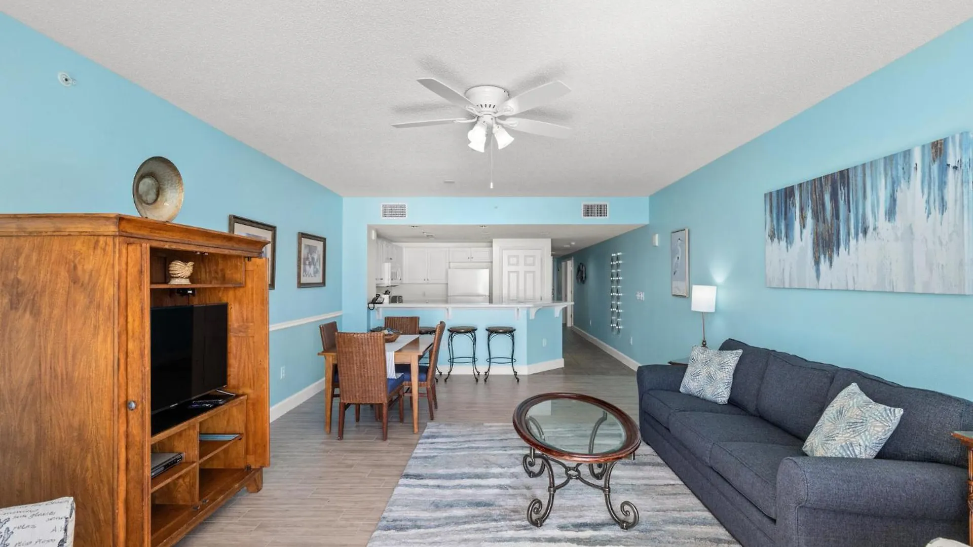 Official Majestic Beach Resort - Over 60 Units - All Ocean Front, Panama City Beach, Fl