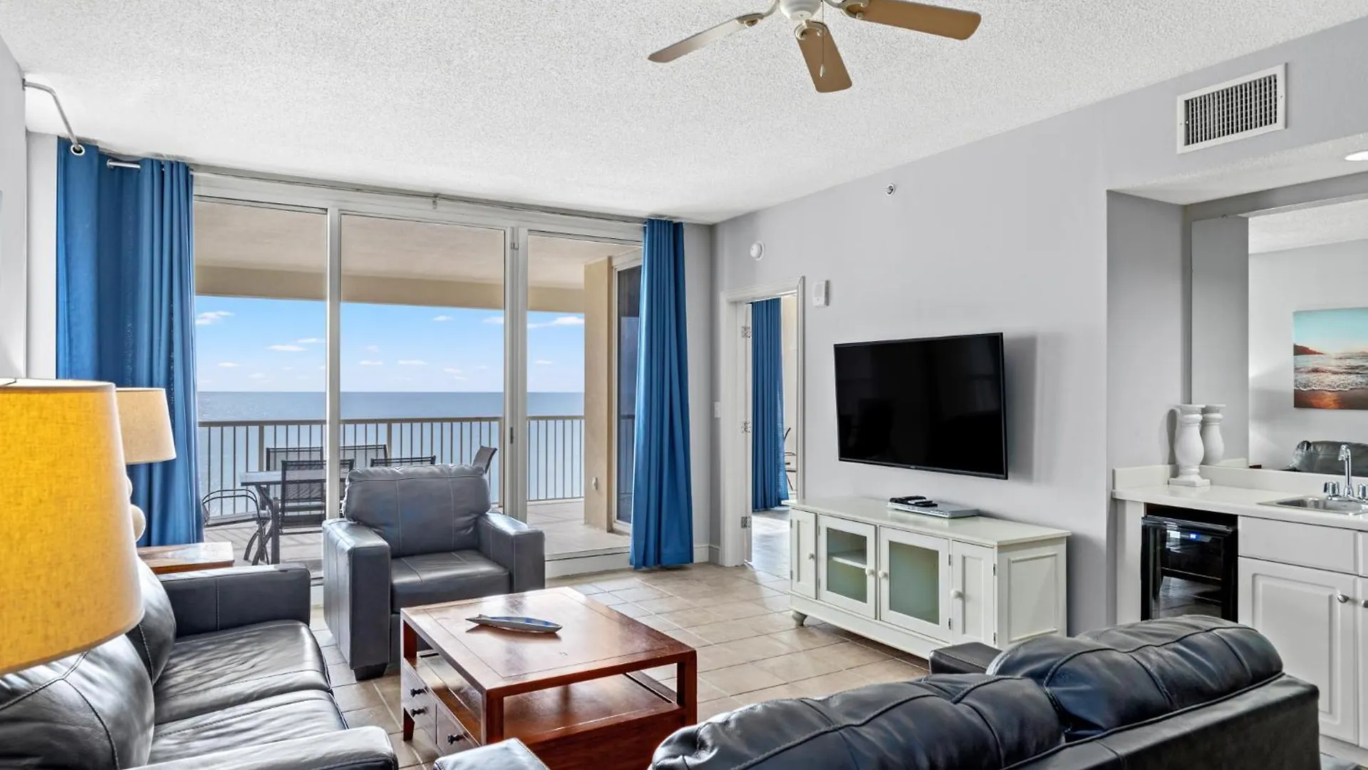 Official Majestic Beach Resort - Over 60 Units - All Ocean Front, Panama City Beach, Fl