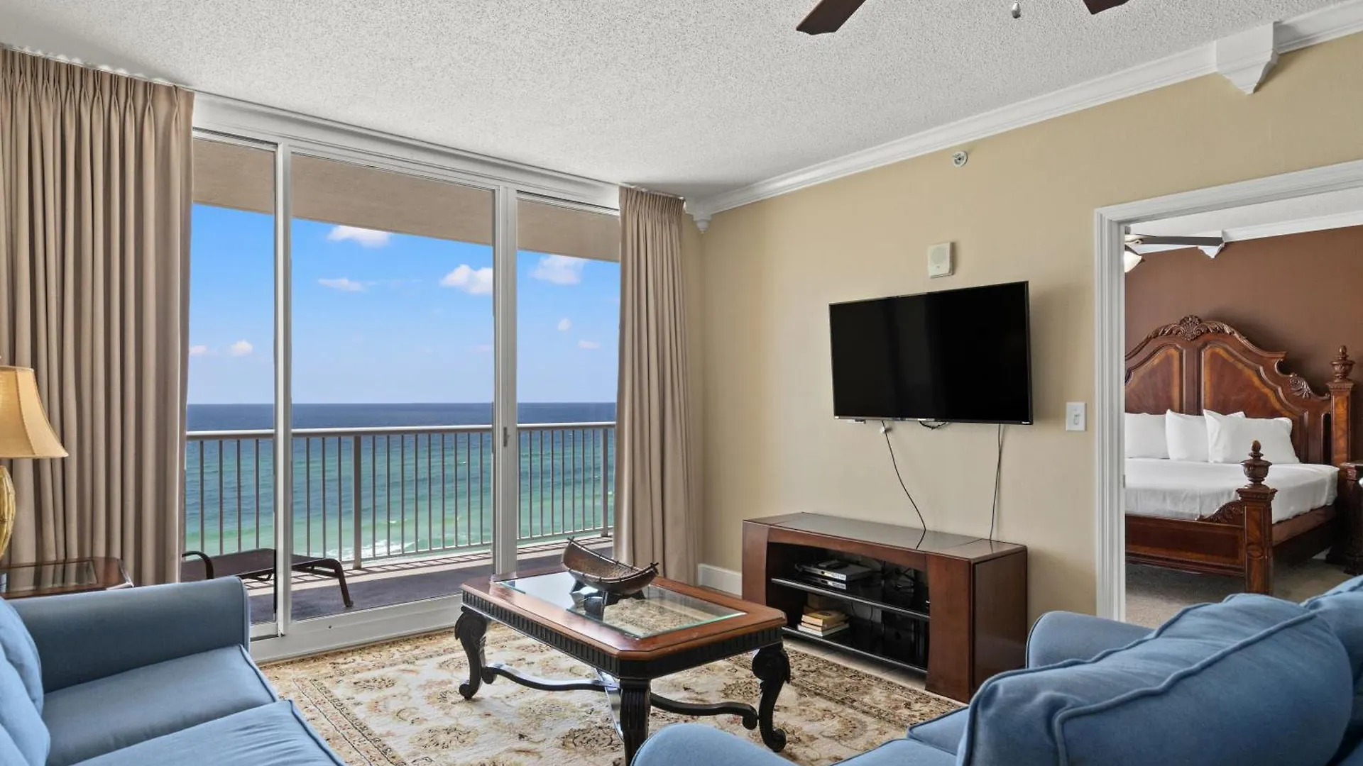 Official Majestic Beach Resort - Over 60 Units - All Ocean Front, Panama City Beach, Fl 4*,  United States
